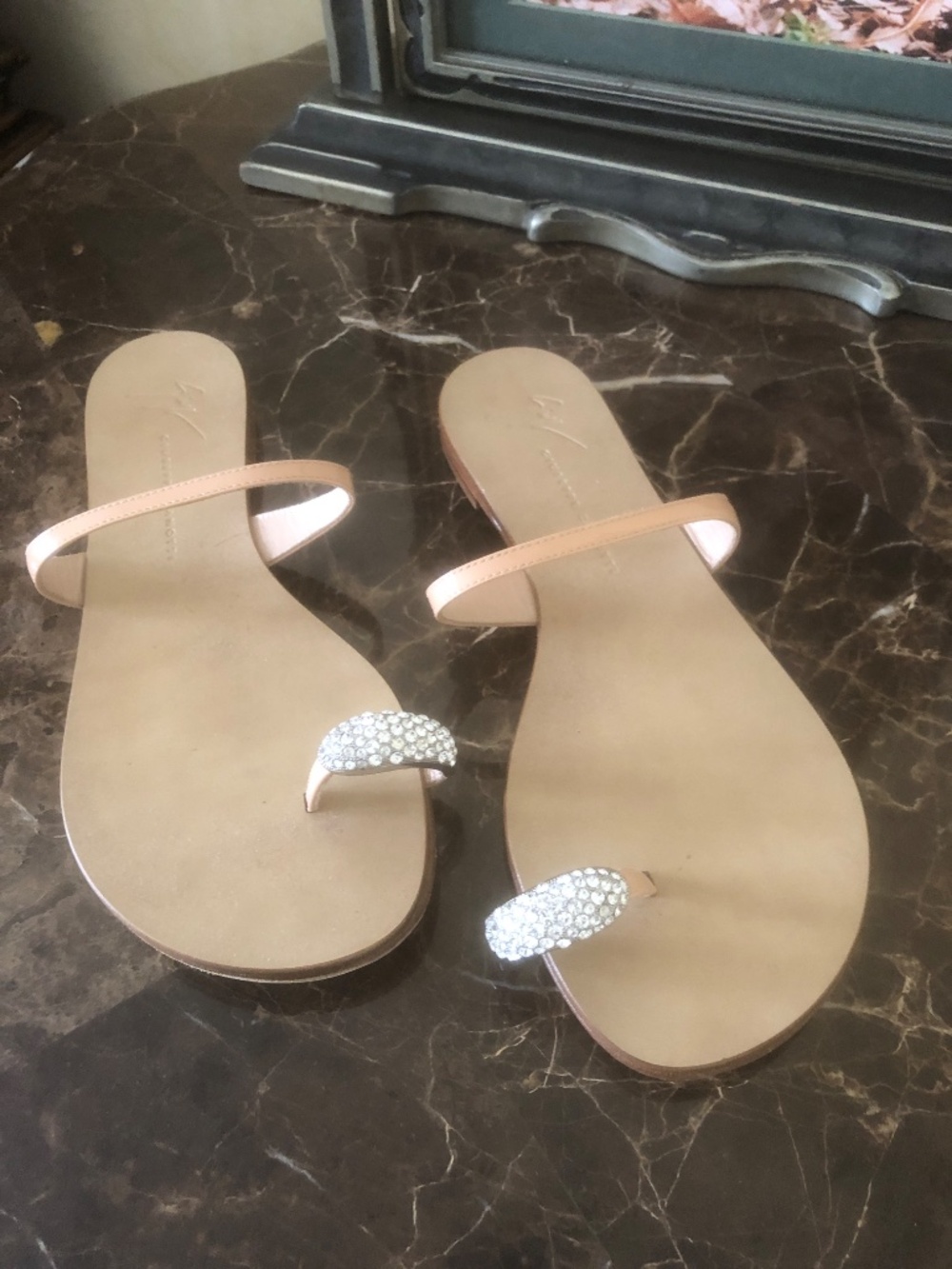 Giuseppe Zanotti python toe ring sandal size 7